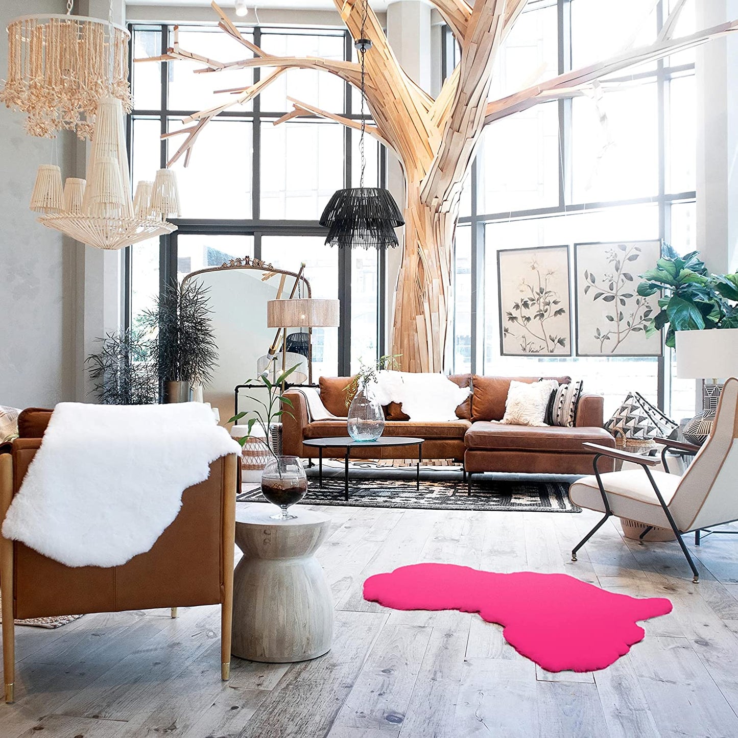 Fuchsia Map of Africa Luxurious Faux Fur Rug/Throw